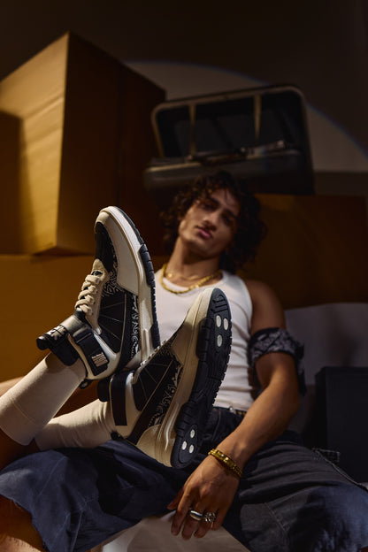 40 Convicts Mid Top Sneakers