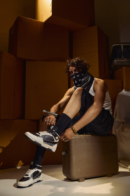 40 Convicts Mid Top Sneakers